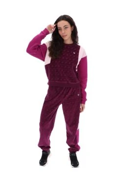 FILA Lucy Velour Crew Sweatshirt -Cheap US Modern Apparel Store Lucy F22WF003 894 12